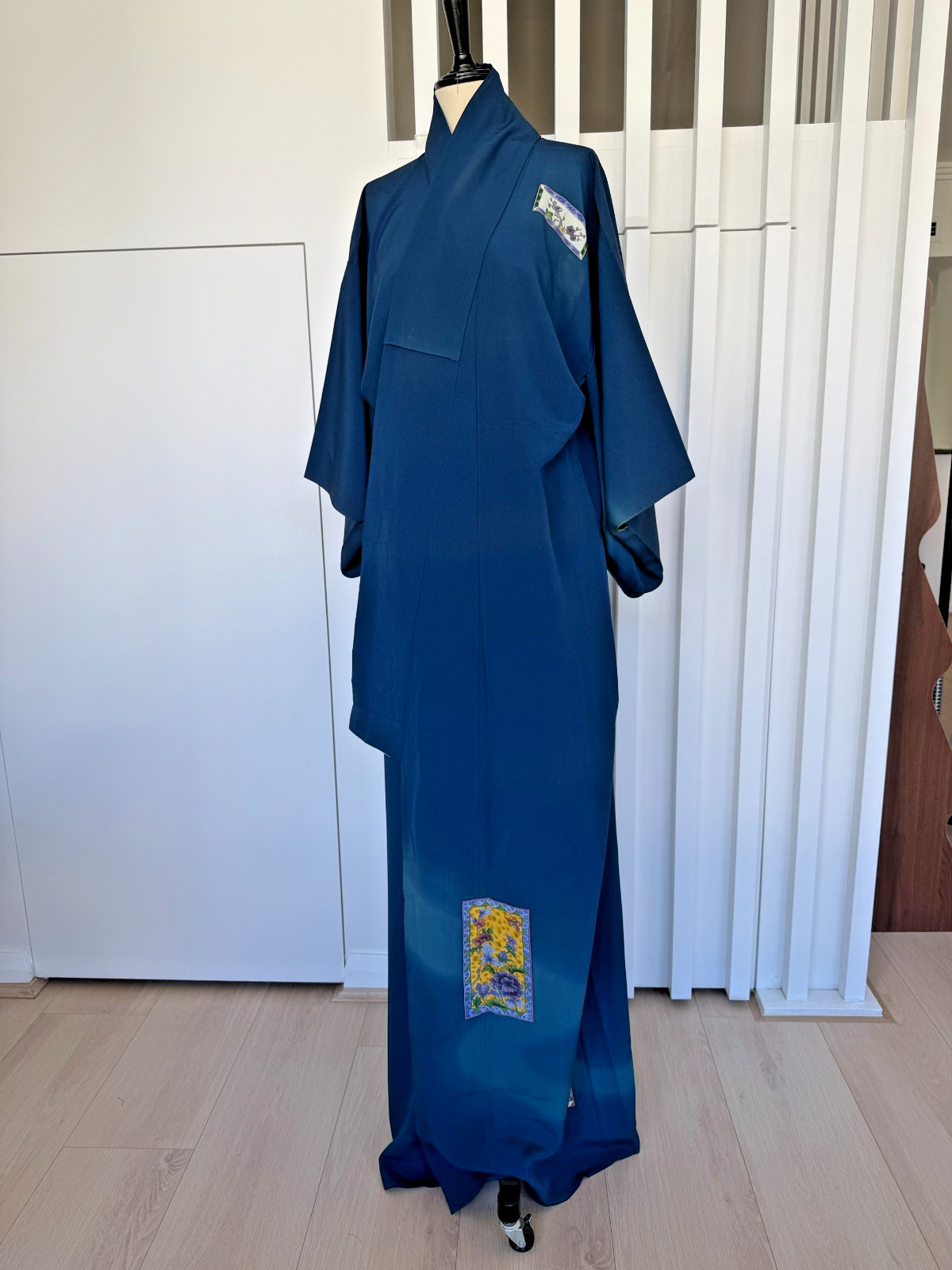 Vintage Japanese Kimono | Teal blue with hand-painted flower squares | 100% silk
