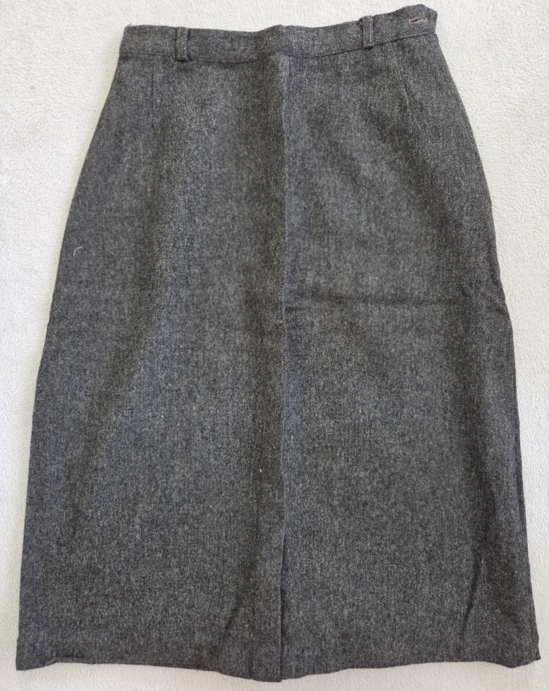 Vintage Woman’s Skirt 100% Wool College Town Boston New York 1960’s Gray