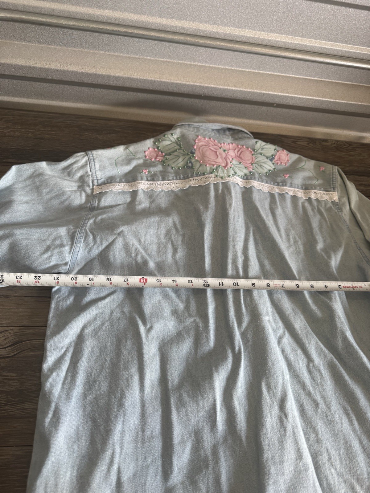 vtg CHAMBRAY Embellished ric rac trim Flower Handmade Medium
