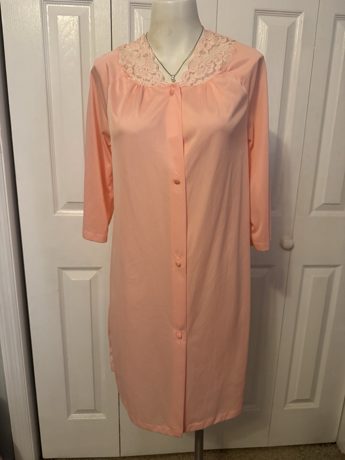 Vintage San Souci Nylon Short Nightgown Robe Day Dress Peach 3/4 Sleeve Small