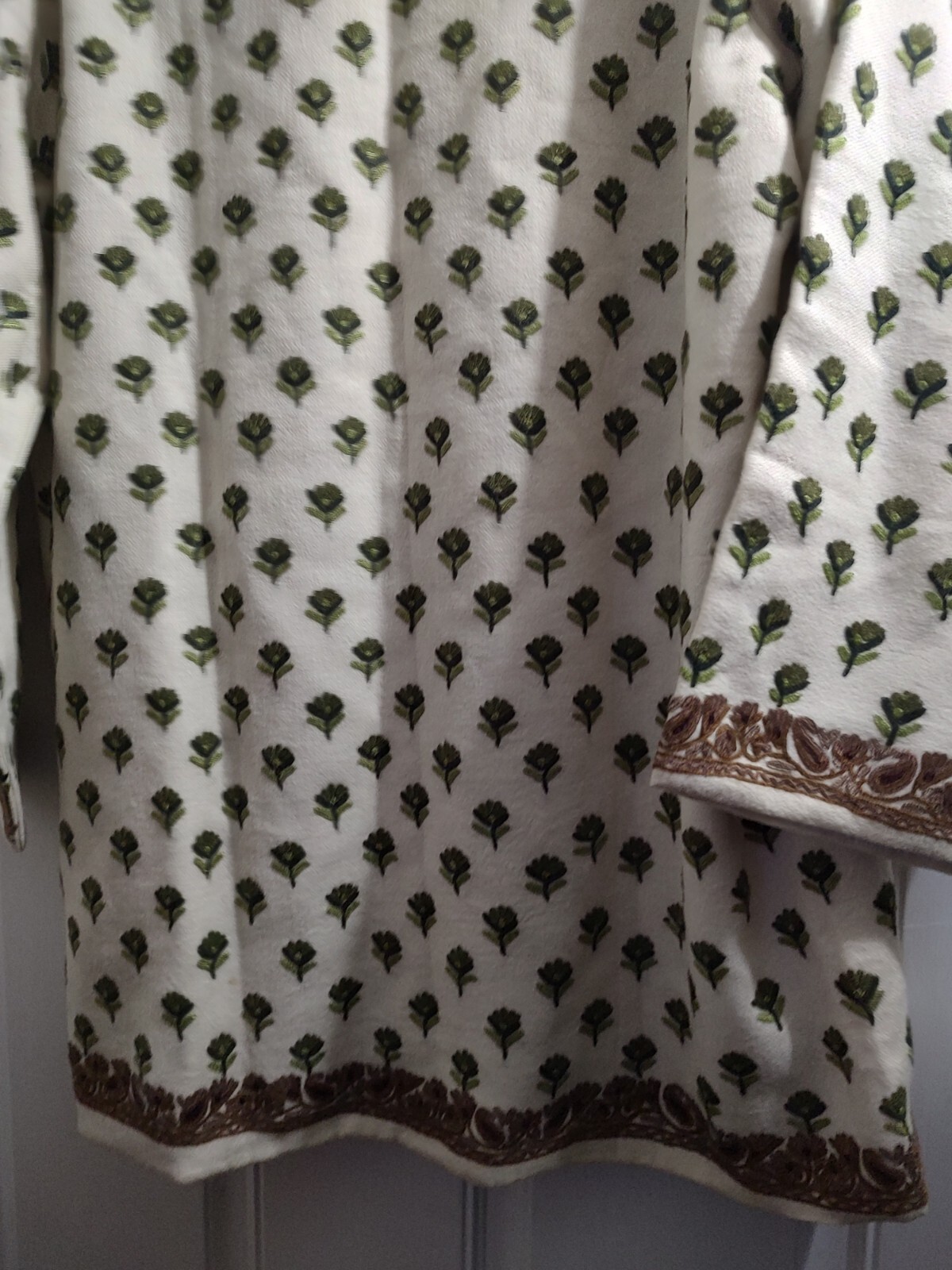 Vintage Casmere Indian Jacket, Wool Hand Embroidered Sz L chest 44″