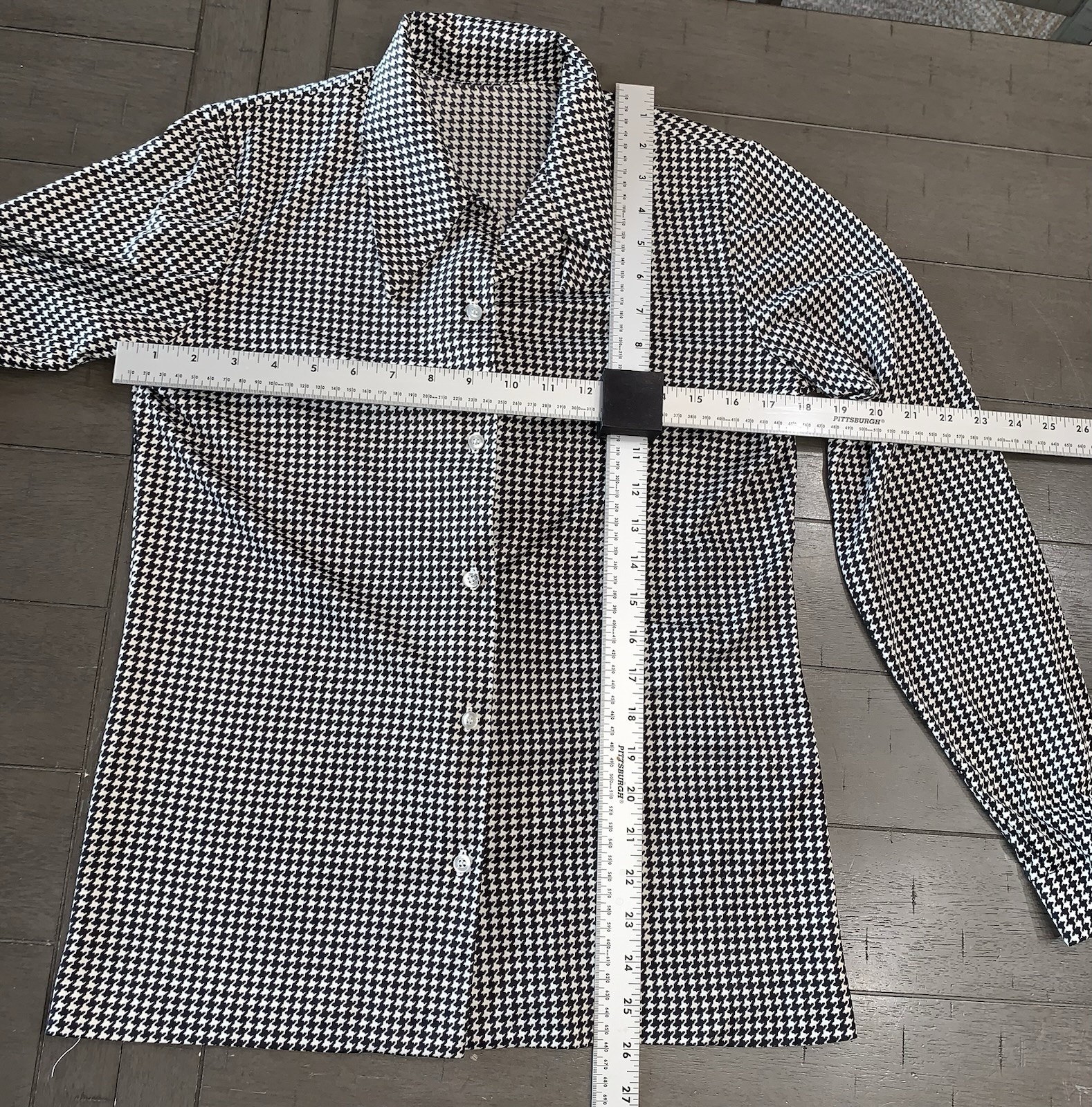B6 80s Black White Houndstooth Button Front Blouse Long Sleeve Collared MEDIUM