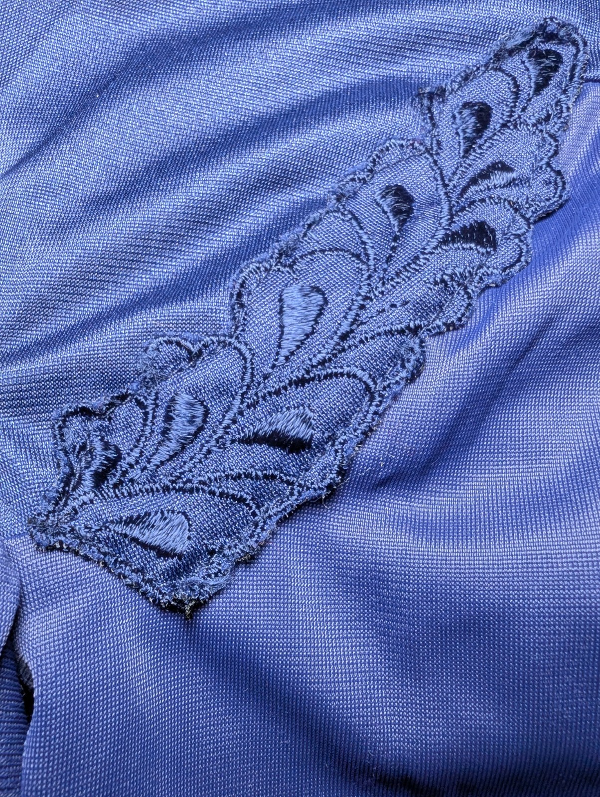 SOFT MOMENTS Blue Floral EMBROIDERED Nightgown 100% NYLON Button Up Womens Large