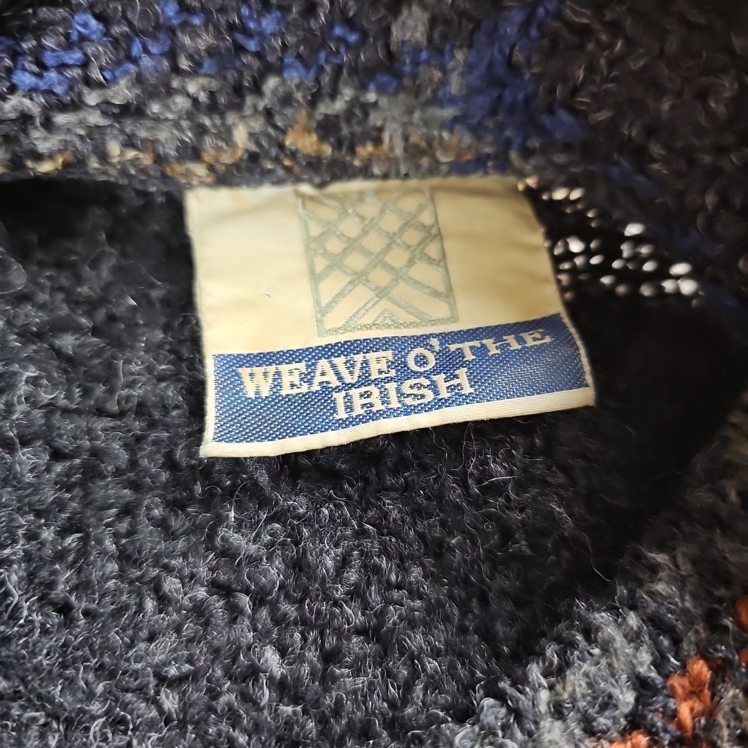 Vintage WEAVE O’ THE IRISH Wool Hand Knit Open Front Cape Poncho Button Scarf