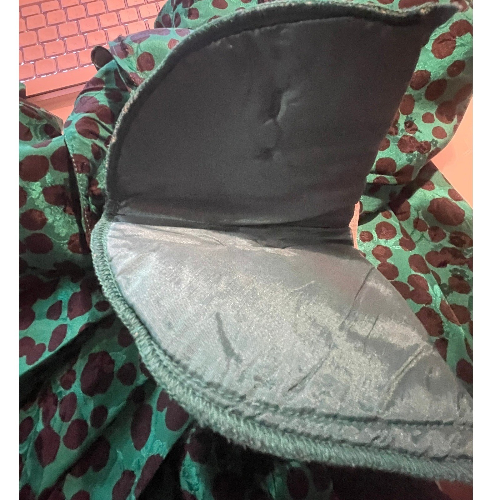 VTG Maggy London Sz 8 Green Black Polka Dot 100% Silk Dress Pleated Ruffle Hem