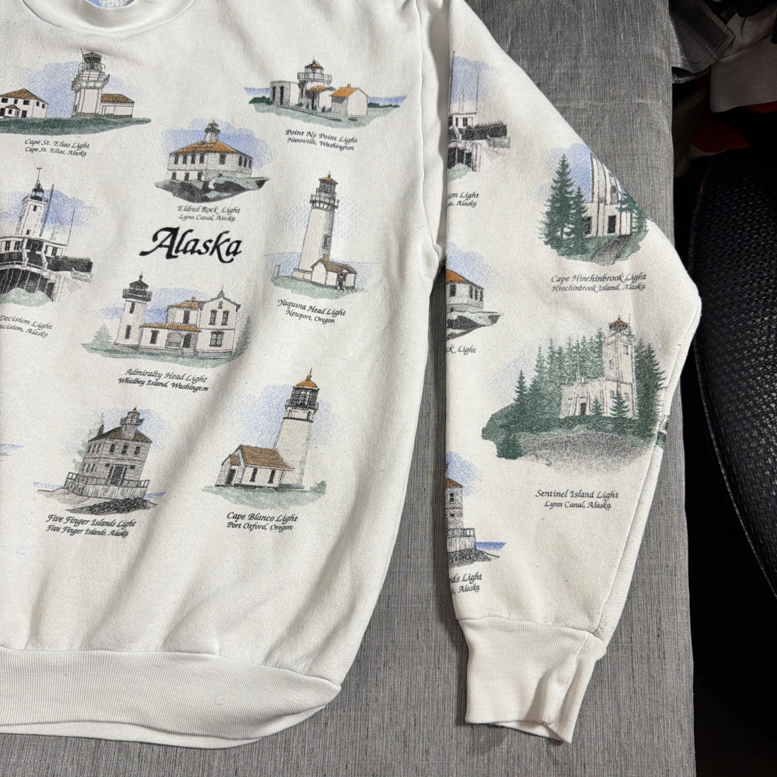 Alaska Lighthouses AOP Womens L Crewneck Sweater Ivory Blue Collar Vintage 90s