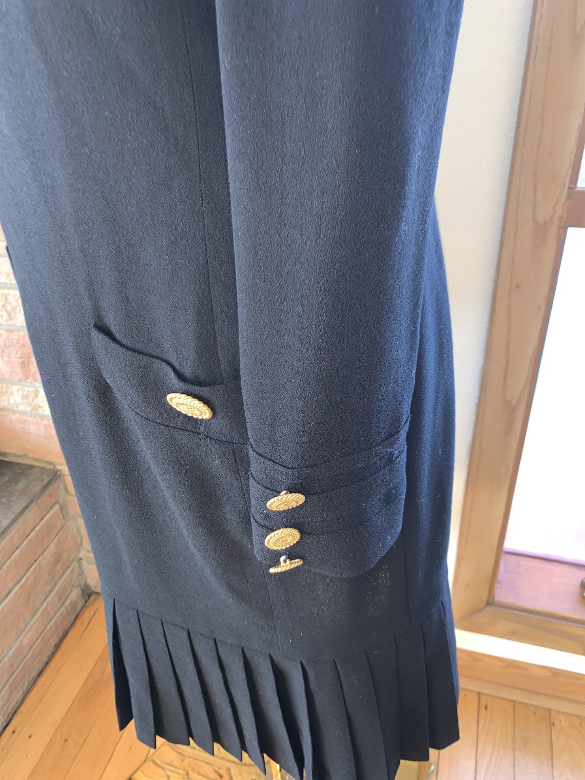 Vintage Dana Buchman Dress 14 Wool Gold Buttons Shoulder Pads Pleated