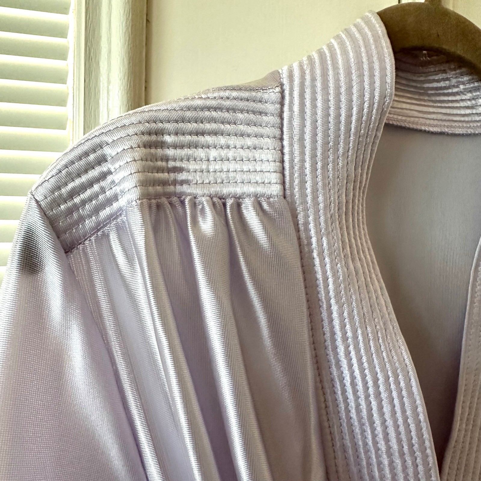 Vintage NWT At HomeWear M Robe Pockets Lavender Satin Floor Length Long Maxi USA