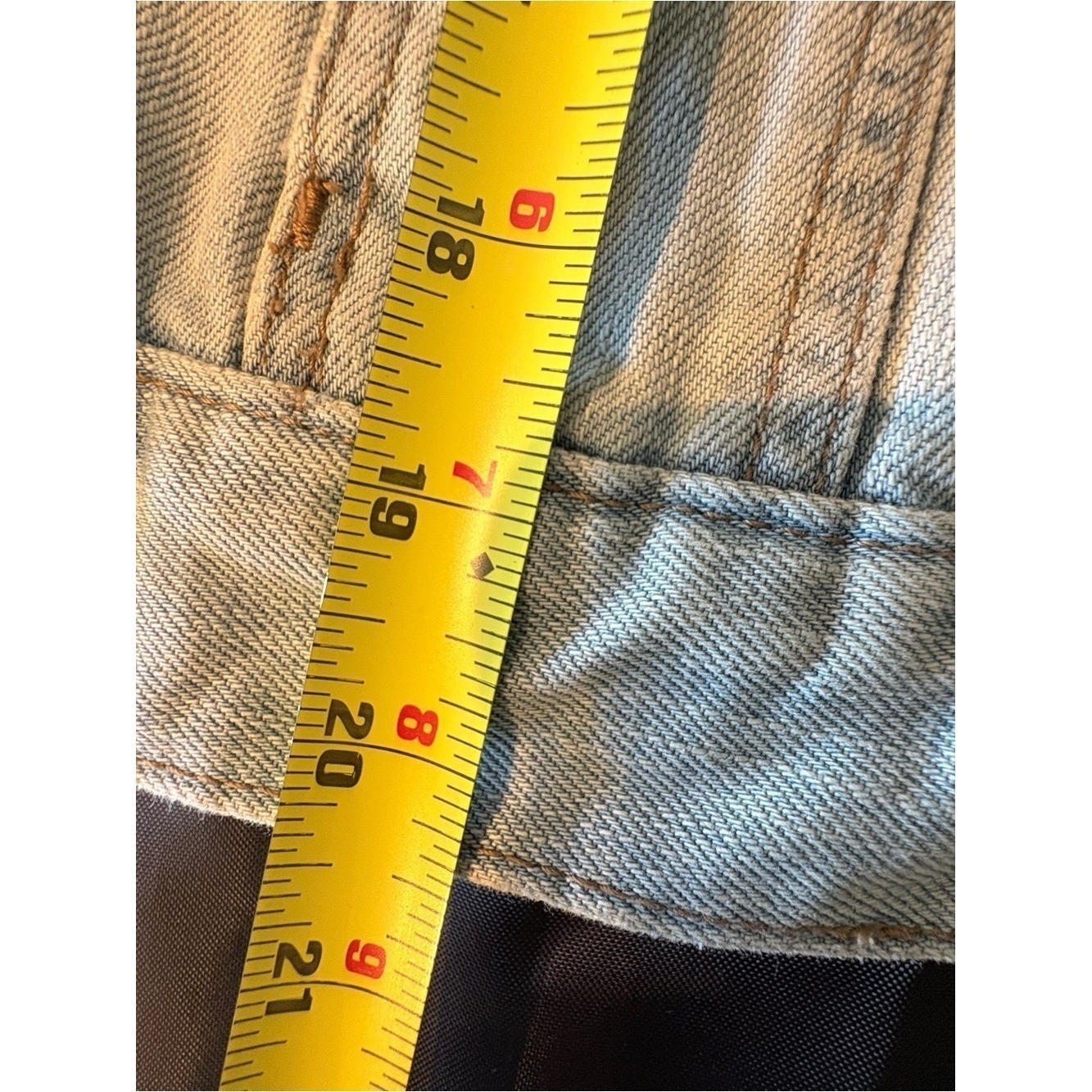 ♾️Y2K Studded Light Wash Oversized Denim Biker Jacket XS Fall Layering♾️