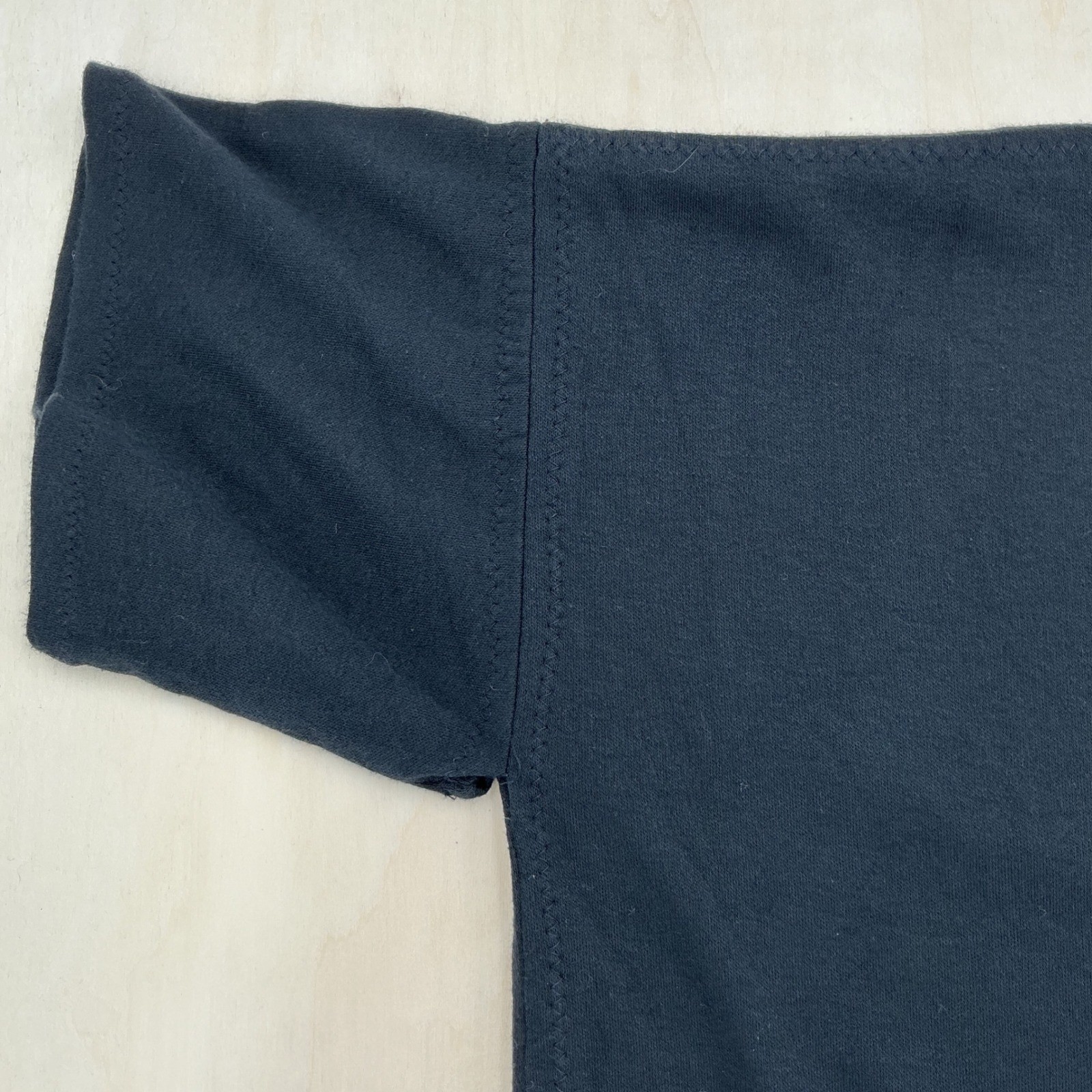 Units T-Shirt Womens Free Size Black Boxy Short Sleeve 80s Vintage Minimalist