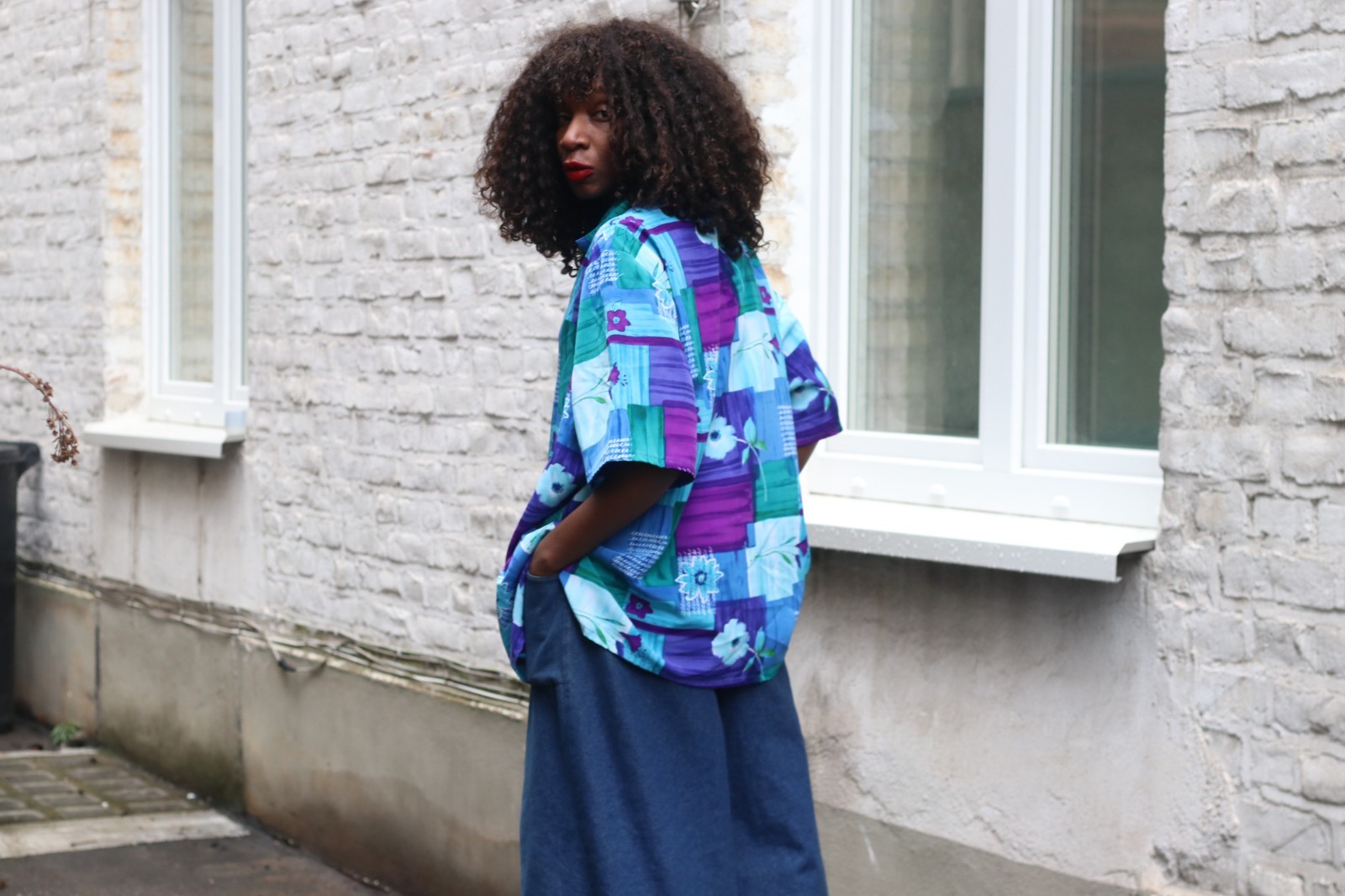 Vintage Blouse Abstract Pattern Blue Purple 90s Oversized Short Sleeve Shirt L