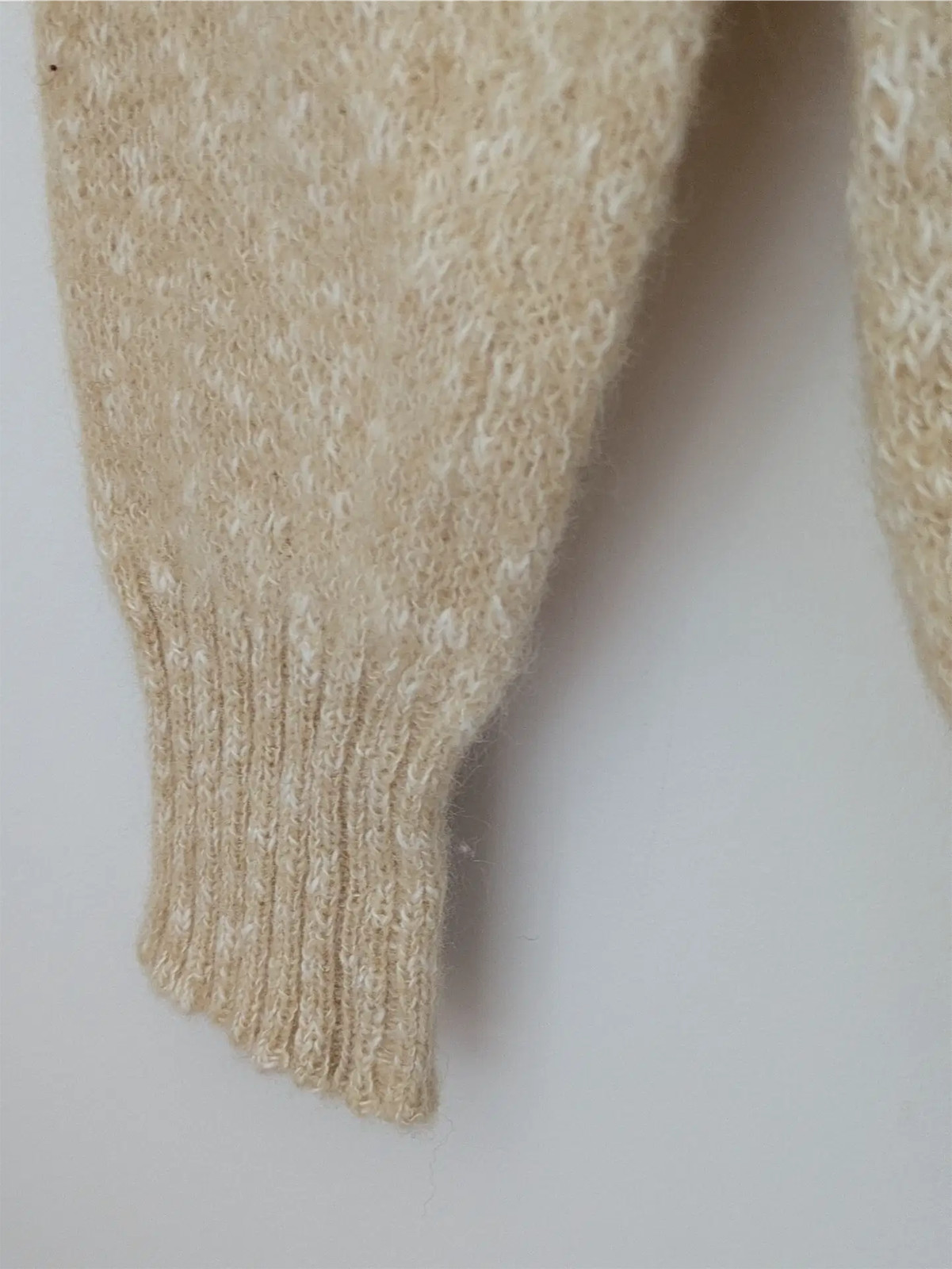 Pringle of Scotland Vintage Wool/Cotton Blend Sweater – Beige, Women’s Size S)