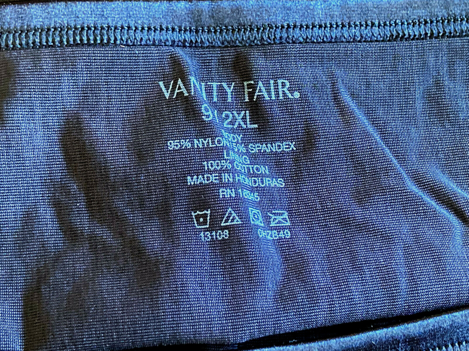 Vanity Fair 9/2XL BLACK Silky Smooth Illumination Hi Cut Panty #13108