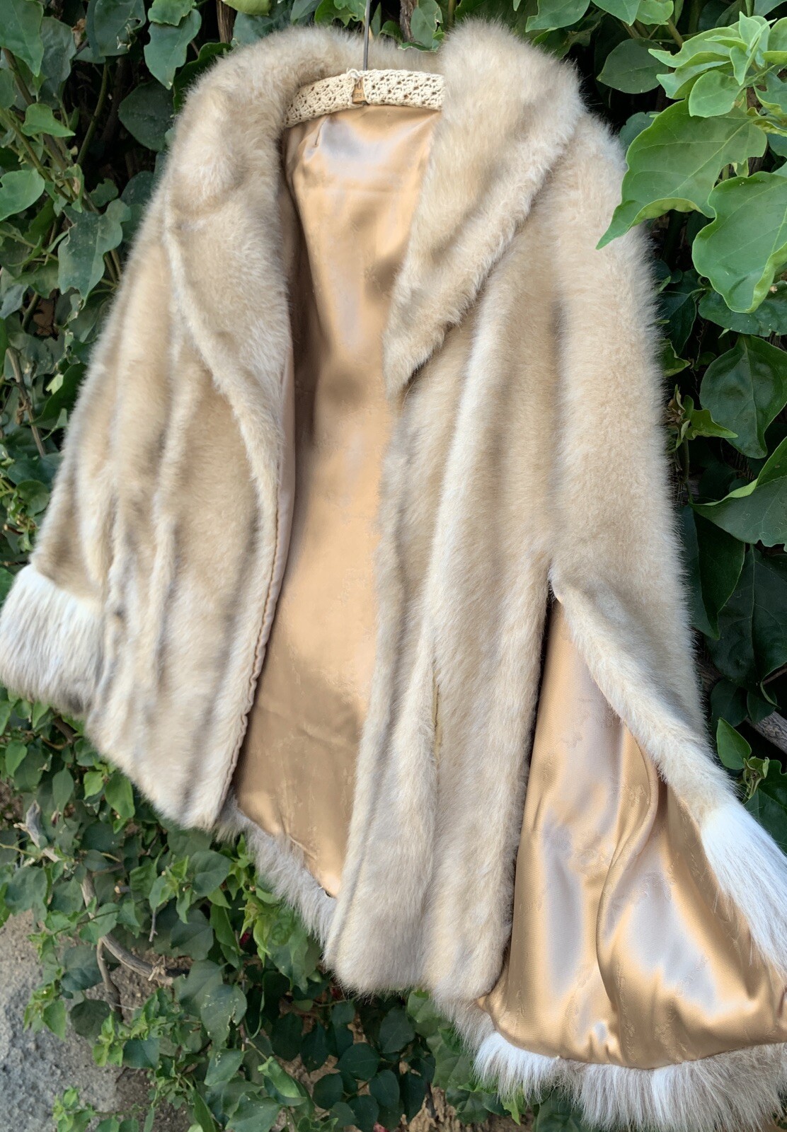 Sears Fashions Regina Glenara by Glenoit Cape Capelet Faux Fur Mob Wife Size S