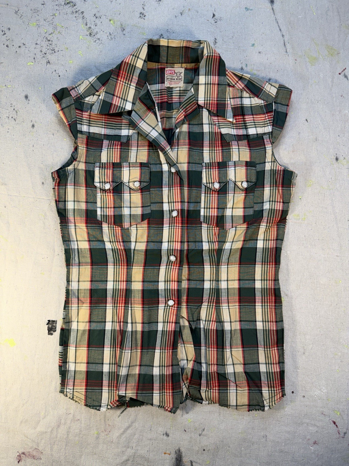 Vintage 1950s Short Horn Levi’s Western Ranch Wear Short Sleeve Plaid Top