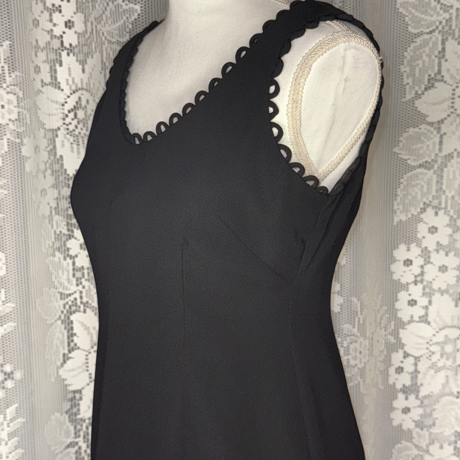 Vintage Danny & Nicole New York Little Black Sleeveless Lined Darted Dress 4P