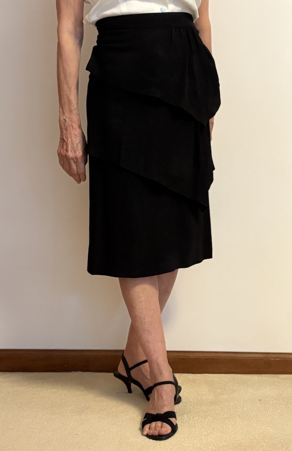 Vintage 1940’s Black Wool Crepe Pencil Skirt Miss Stephan Size S