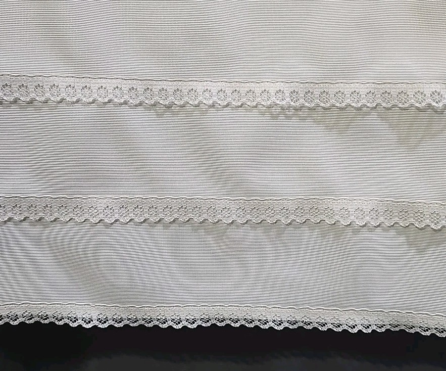 Taffeta Half Slip Vintage Sears Dual Slit Lace Trim White Waist 30″-32″ L 38″