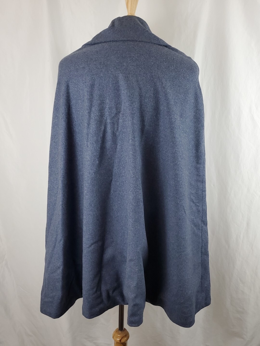 Vintage Snowhite Garment Sales Blue Red Lined Heavy Wool Nurse Cape Cloak, EUC