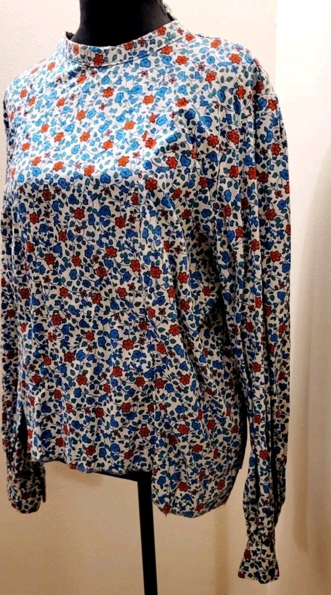 Vintage 1960’s – 1970’s Summer Floral, Long Sleeved, Hippie, Prairie Med/Lg.