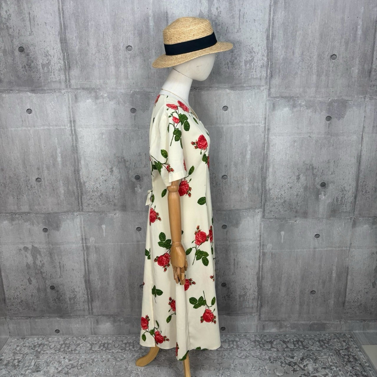 Vintage Ivory Red Rose Floral Maxi Dress Button Front Cottagecore Romantic 90s
