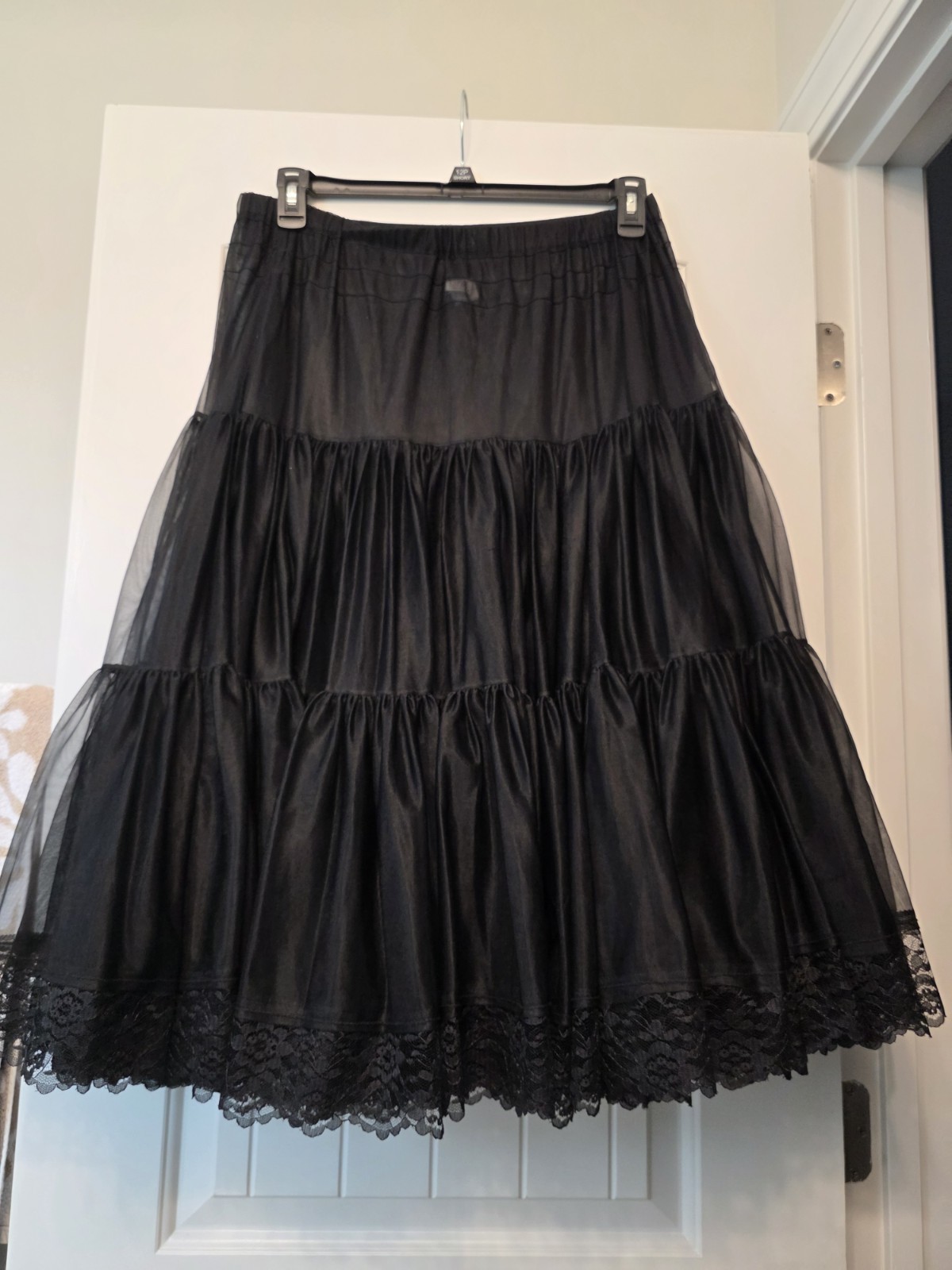 Vintage Malco Modes Sheer Black Tiered Nylon Petticoat Lace Trim Size M MPN 8080