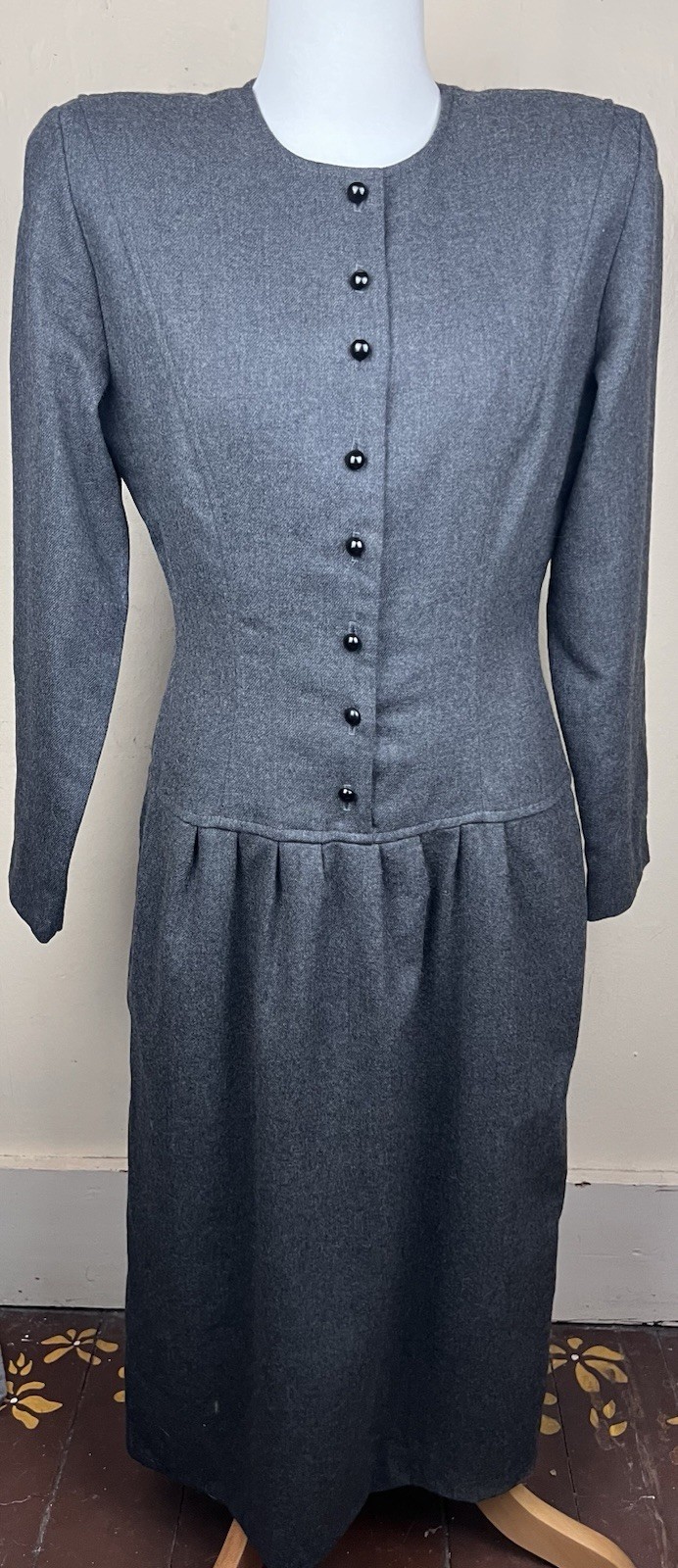 Vintage 70’s 80’s Alain Toussaint Gray Wool Dress Size 8 Fitted Buttons Amish
