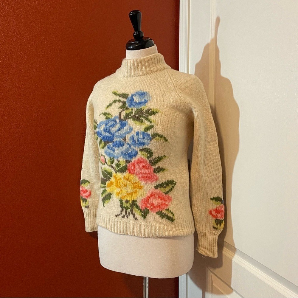 Marianne Fashion Women’s Vintage 100% Wool Floral Mock Neck Pullover Sweater