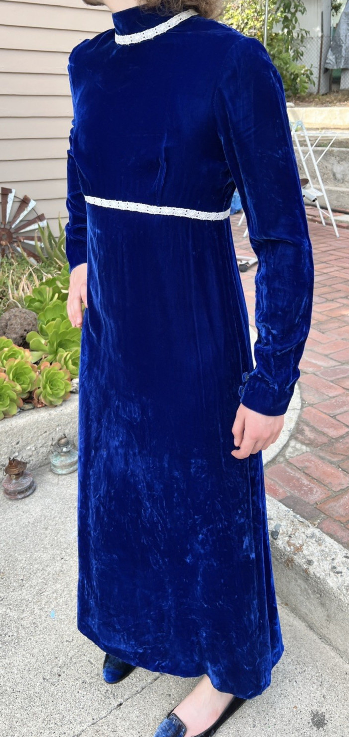 VTG Blue Velvet Dress Sz XS white crochet detail midi maxi sapphire