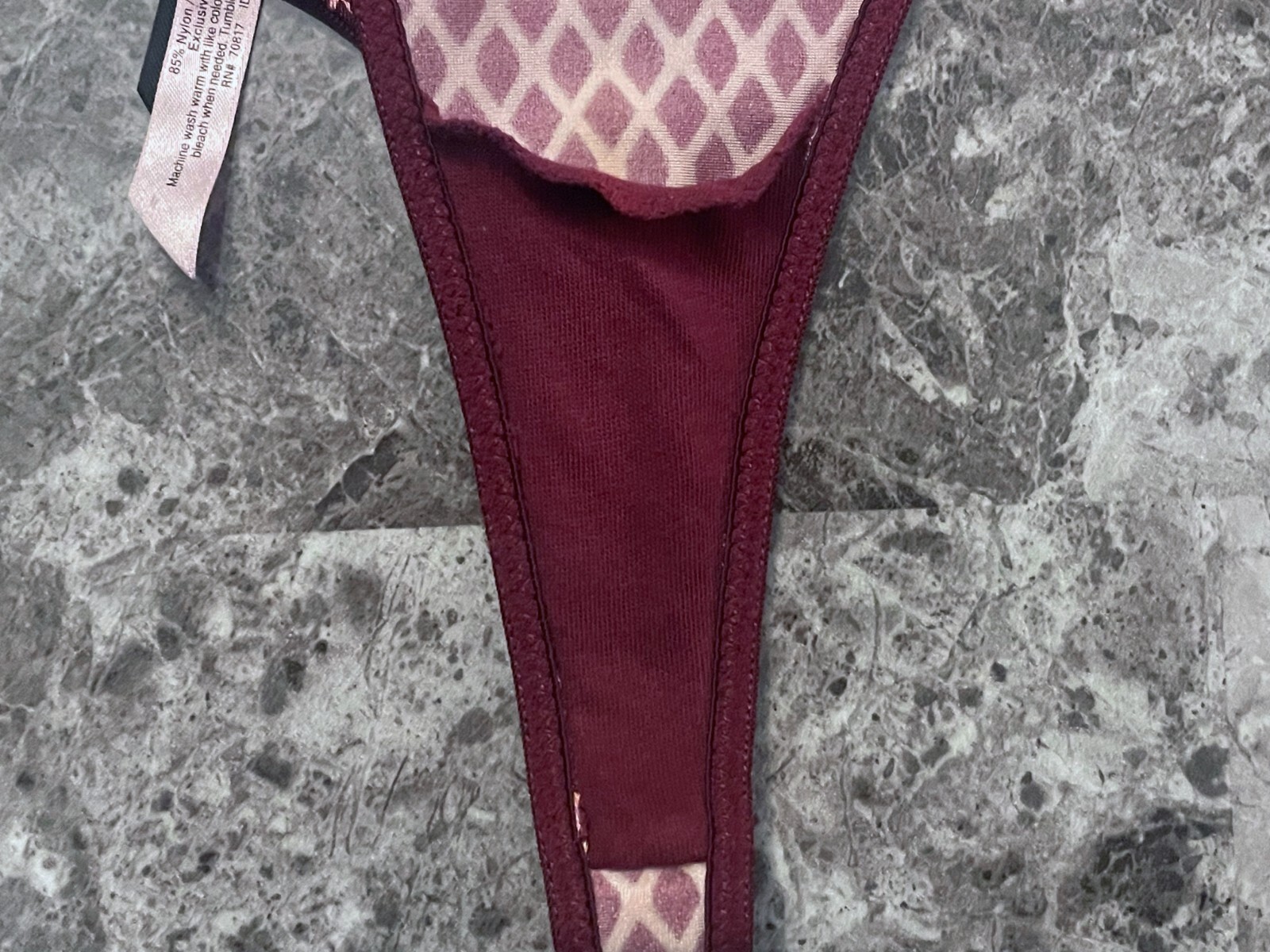 VICTORIA’S SECRET SEXY LITTLE THINGS L SMOOTH KEYHOLE VINTAGE RARE THONG PANTIES