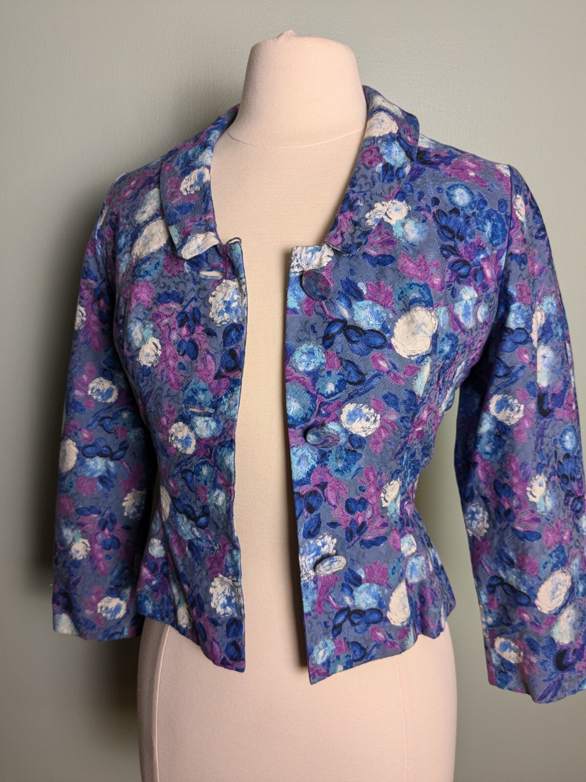Floral Purple Blue White Vintage 1960s Jacket 3/4 Sleeve
