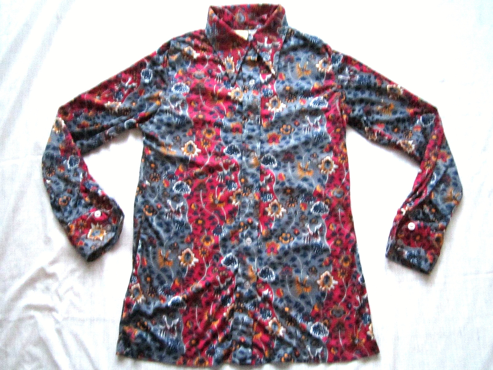 70s Disco vintage dagger point collar top blouse Polyester button up fitted Sz S