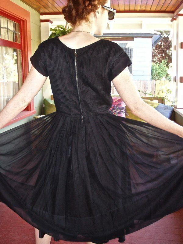 VTG 50s 60s PinUp Girl Dress Full Skirt Black Sheer Chiffon Ribbed S/M