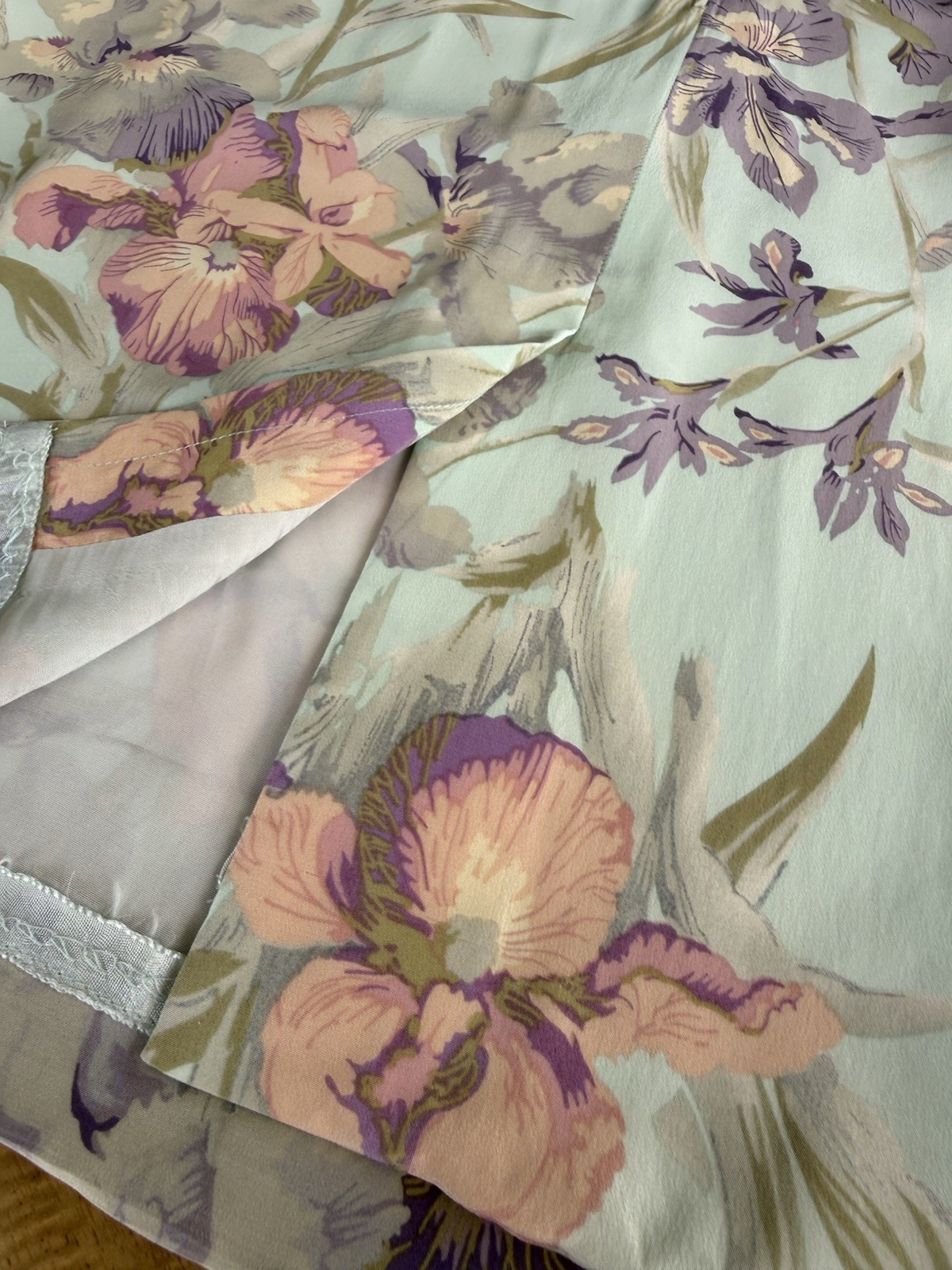 VTG Women’s Sz 6 100% Silk Floral Sheath Lined Dress Pastel Iris Print Y2K EVC