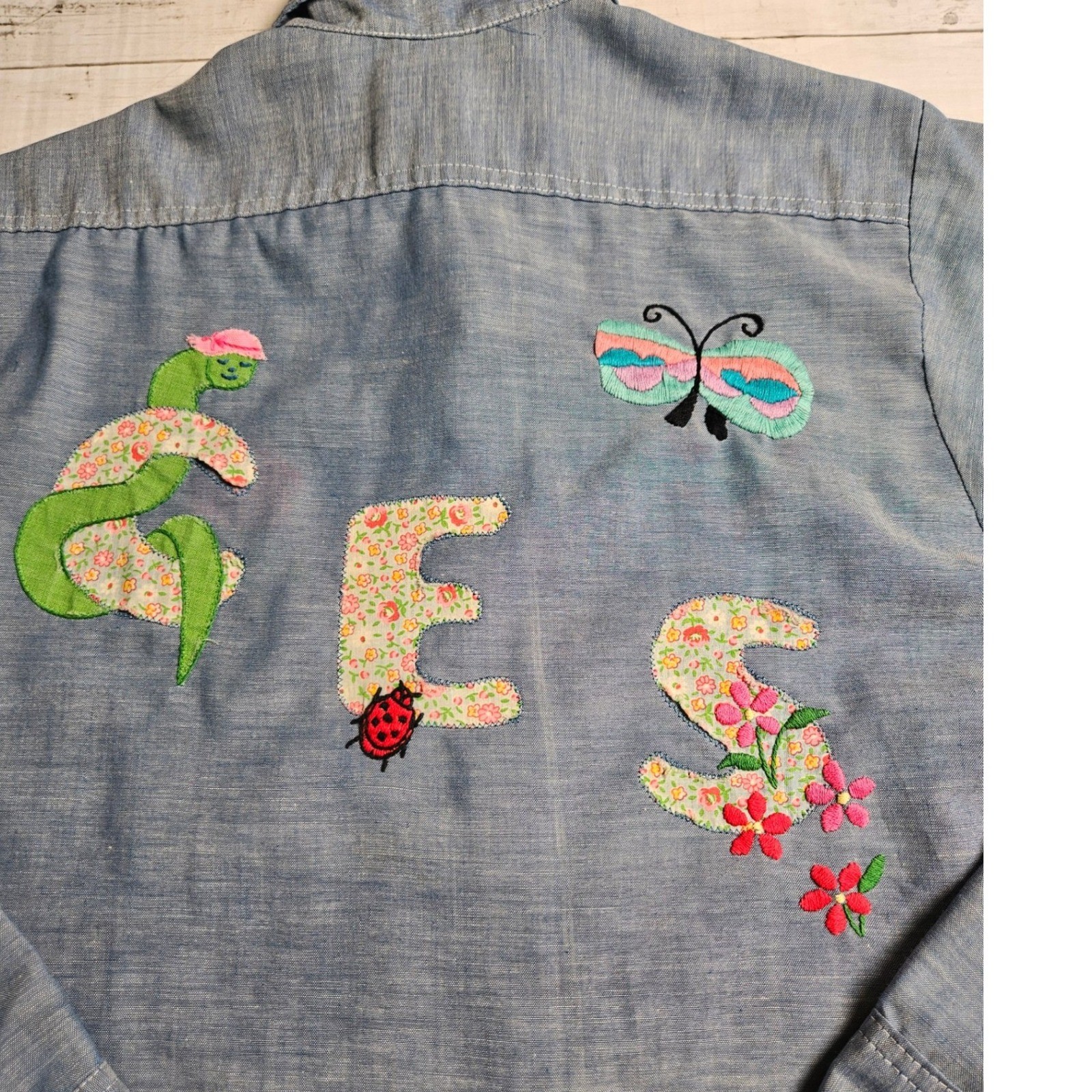Vintage Big Mac JCPenney Hand Embroidered Chambray Shirt Blue Floral Bird S/M