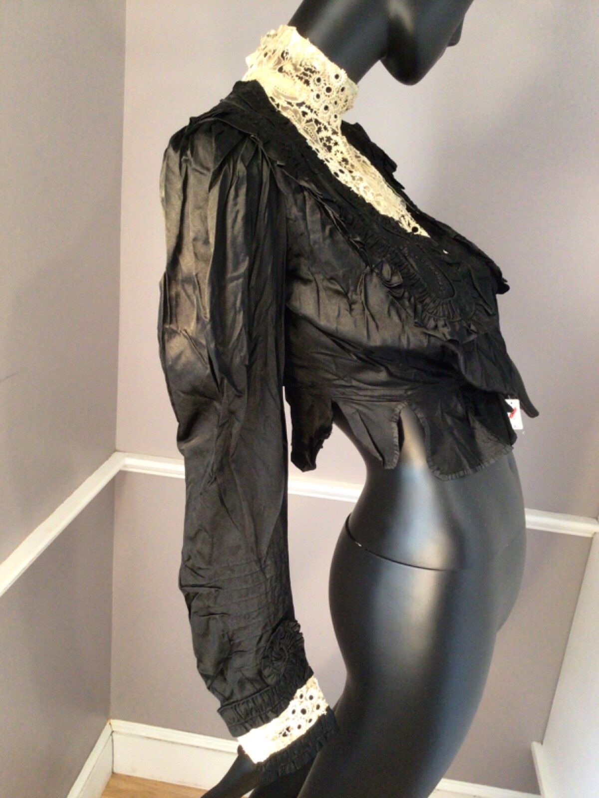 Authentic Vintage Black Silk and Lace Gibson Girl Era Bodice (E-9)