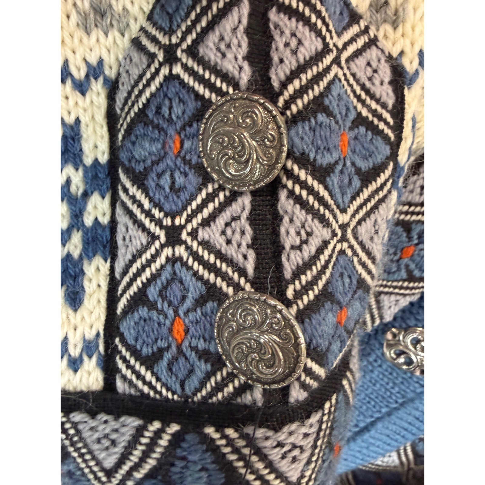 Vtg Dale of Norway Sweater 54 XL Blue Cream Wool Fair Isle Pewter Clasp Nordic