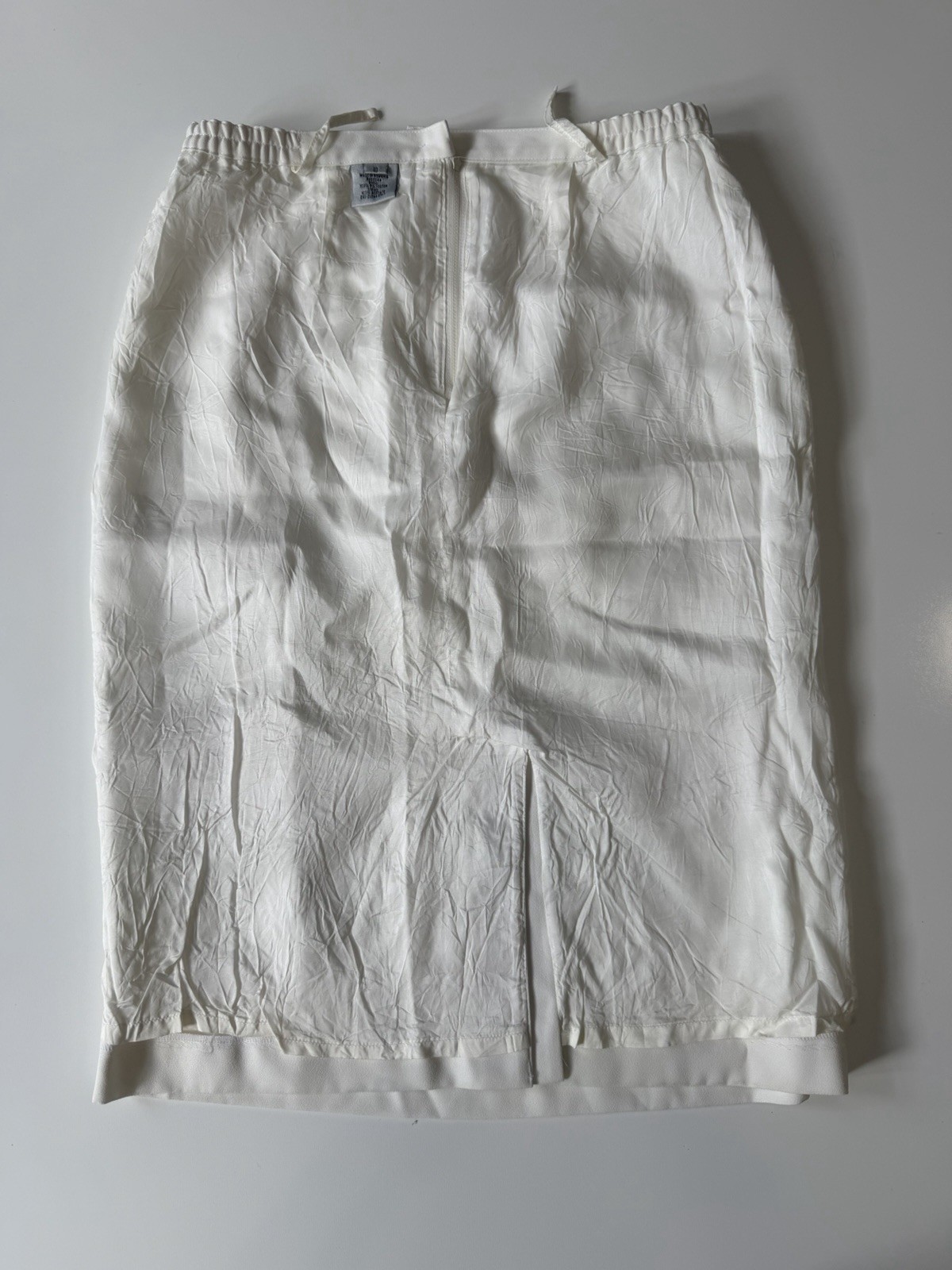 John Meyer of Norwich Women 2PC Ivory Skirt Suit Size 10 Lined Classic
