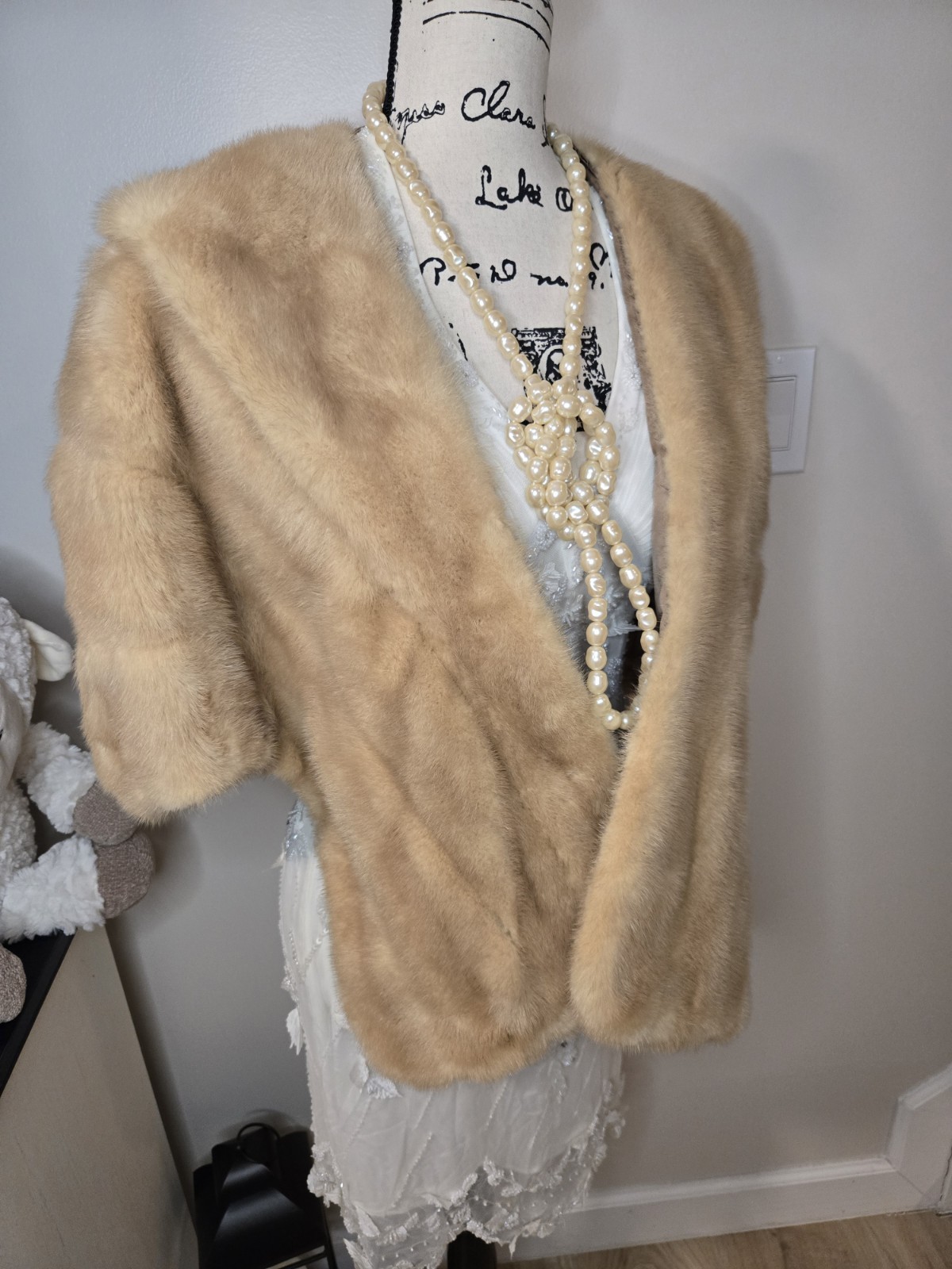 Luxury Vintage Fur Natural Blond Mink Stole Wrap Cape Bolero Formal Bridal Fur