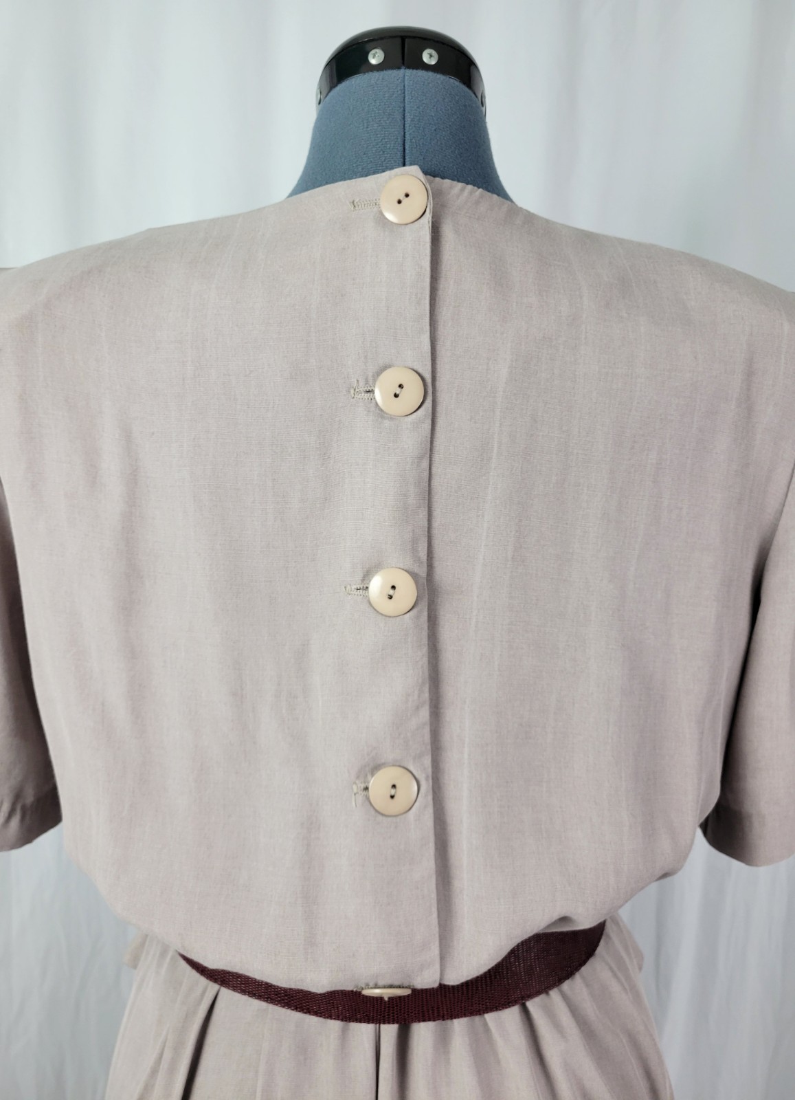Vintage Impulsive Grey/Tan Blouson Dress w Peplum & Stone Accents Size 14
