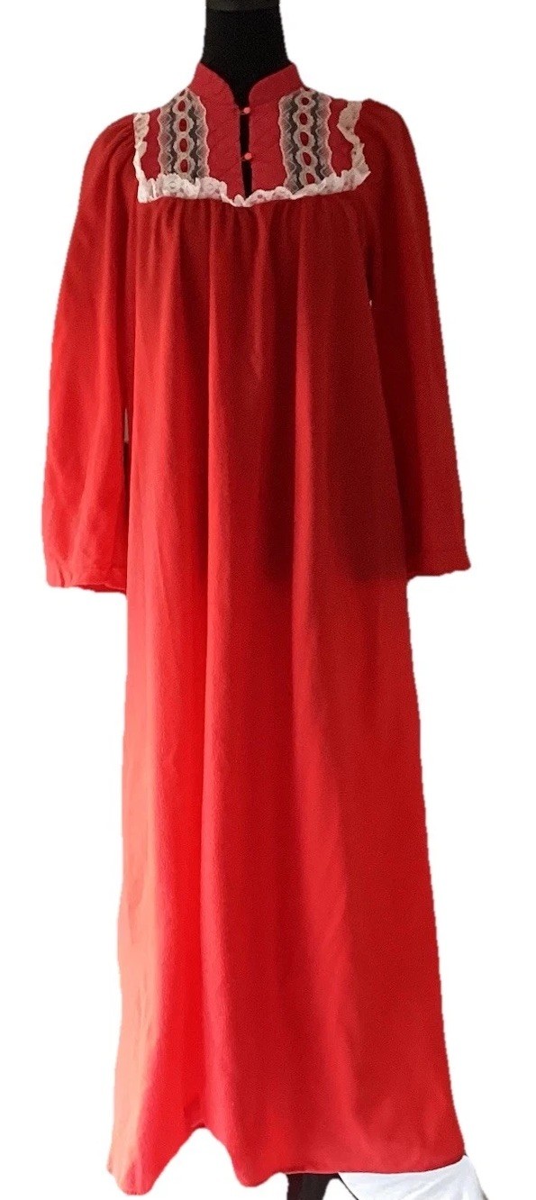 Time Star VTG 90s Women Med Long Sleeve Lace Quilted Red Maxi Night Gown Granny