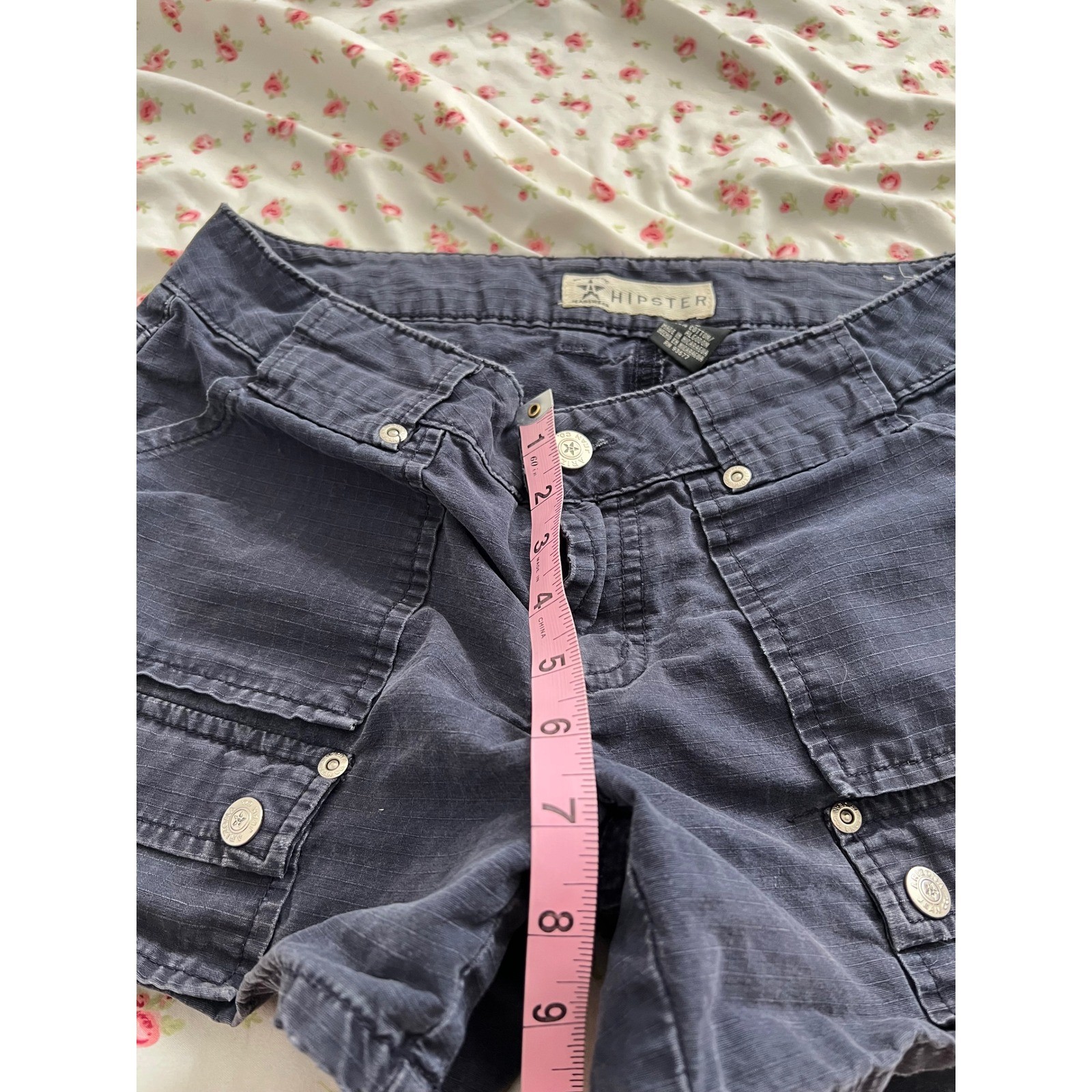 vintage low rise faded navy blue cargo shorts