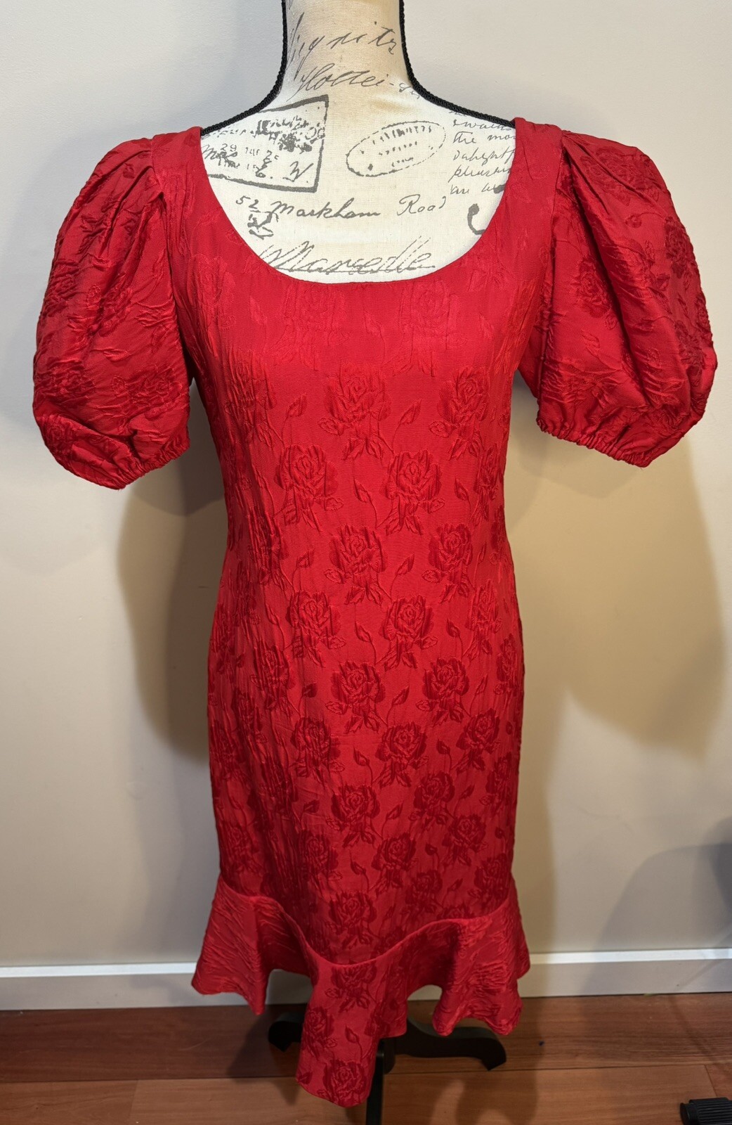 CAROLYNE ROEHM 80’s VTG Red Floral Dress Puff Sleeves Size 10