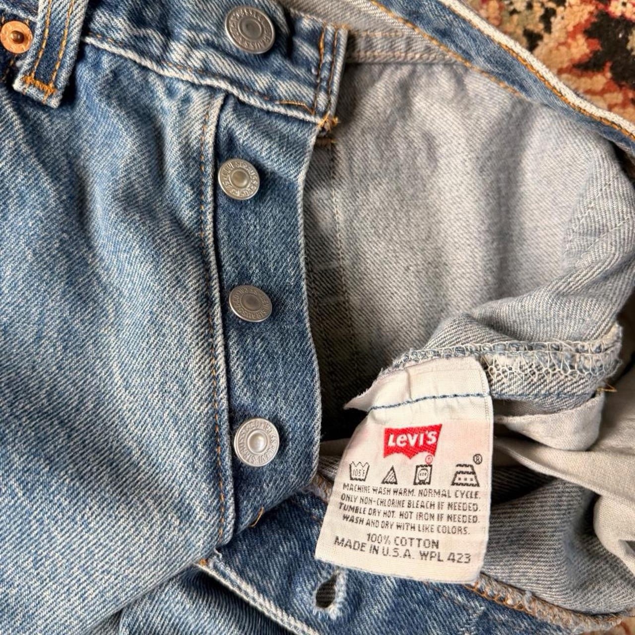 Vintage Levi’s 501 Jeans 27×30 Made In USA Button Fly Straight Leg Light Wash