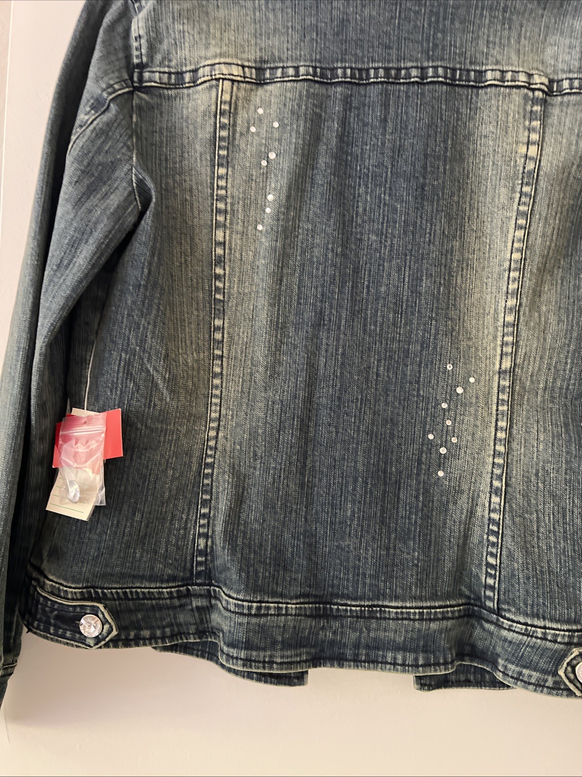 Vera Wang – Vintage Very Vera Stitch Needled Woman’s Jacket And Jean Pants Set