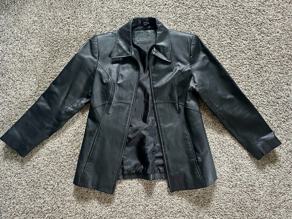 Jacqueline Ferrar Genuine Leather Jacket. Size Medium