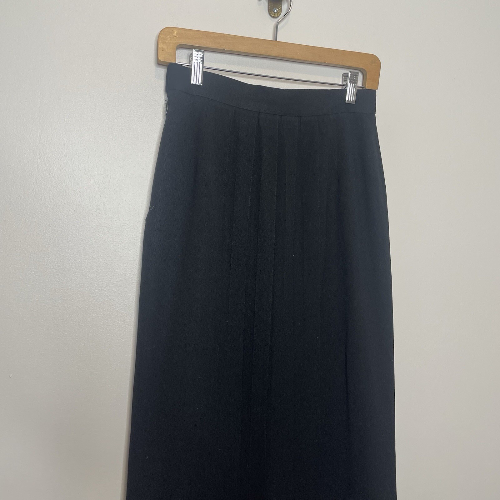 Vintage 80’s David Brooks Black Worsted Wool Pleated High Waist Midi Skirt 10
