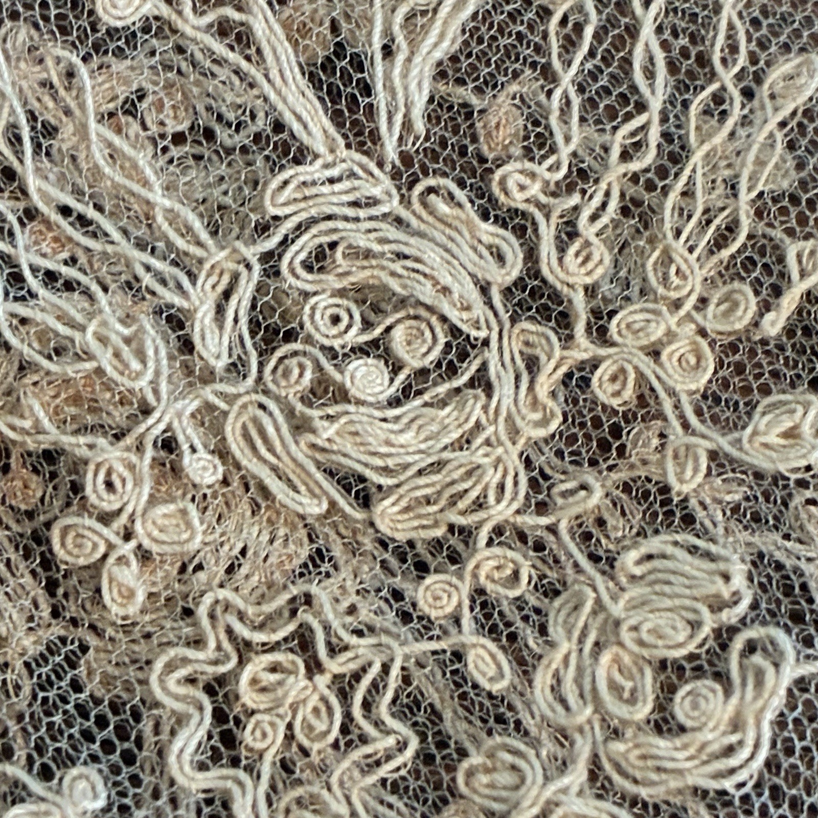 Antique 1920S Pink Silk Chiffon Kafton Brussels Tambour Cabbage Roses Lace