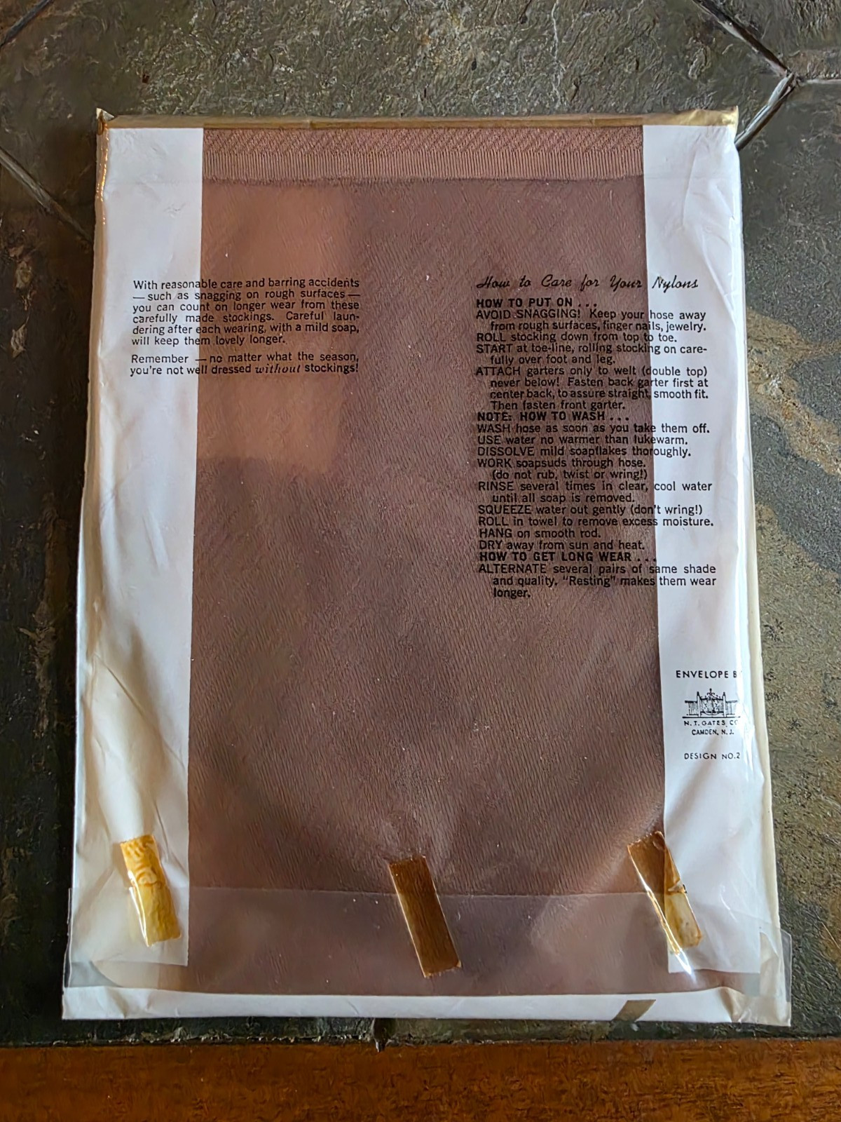NIP Vintage Hager Seamless Mesh 100% Nylon Stockings Size 9 Honey Sun 2 PAIR