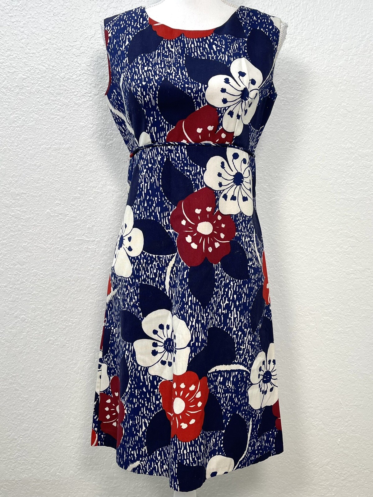 VTG 1960s Handmade Womens SMALL Red/White/Blue Floral Sleeveless A-Line DRESS